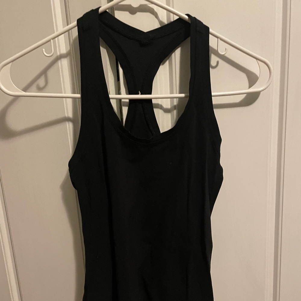 Black lululemon nulu tank top!